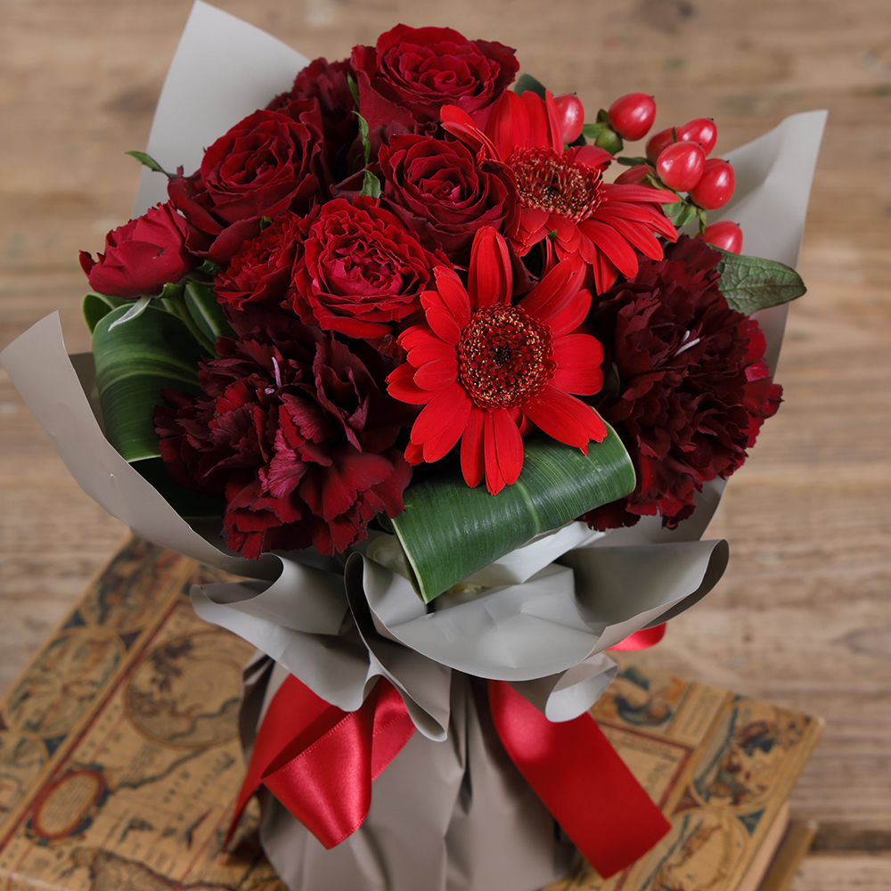 スタンディングフラワーブーケ（レッド系）: リビング・ホビー