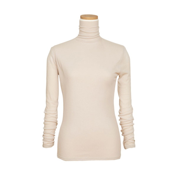 エクリュベージュ