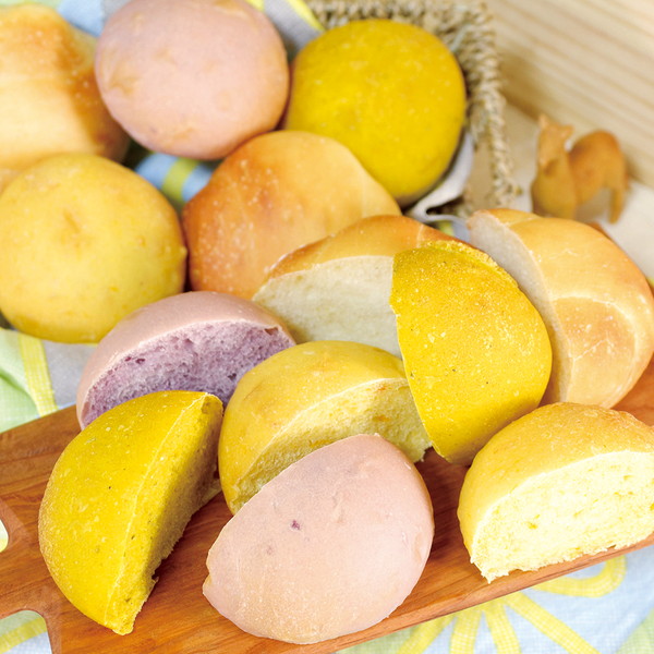 糸島[天然パン工房楽楽] 身体がよろこぶ糸島野菜プチパンセット[RAKU30]
