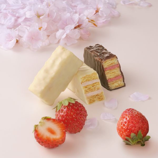 [メリーチョコレート] ミルフィーユ(さくら＆あまおう苺)