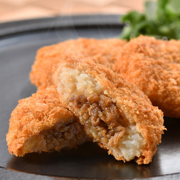 [あかね荘] 筑穂牛肉萬寿（コロッケ）