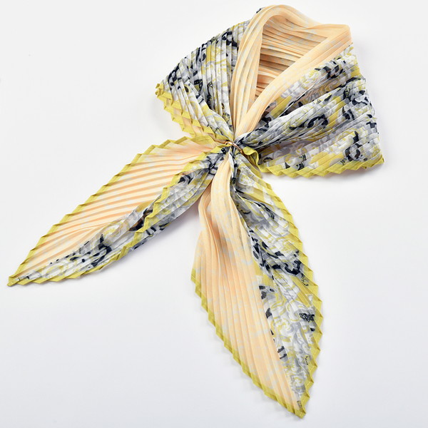 [フィオリトゥーラ ジョヴァンナ] プリーツプリントプチスカーフ(リング付き) イエロー