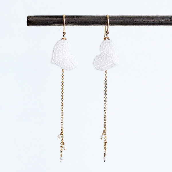 [ラ・コエット] タイニーハートスイング ピアス ホワイト(淡水パール)