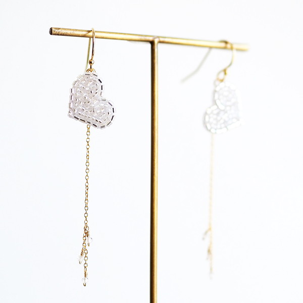 [ラ・コエット] タイニーハートスイング ピアス シルバー(ホワイトトパーズ)