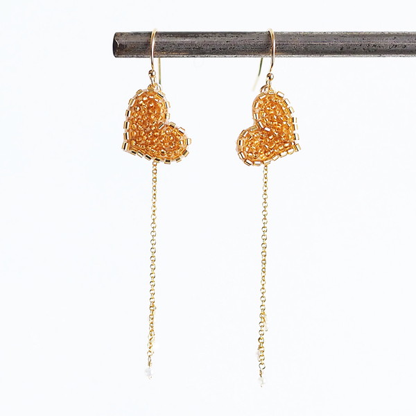 [ラ・コエット] タイニーハートスイング ピアス ゴールド(淡水パール)