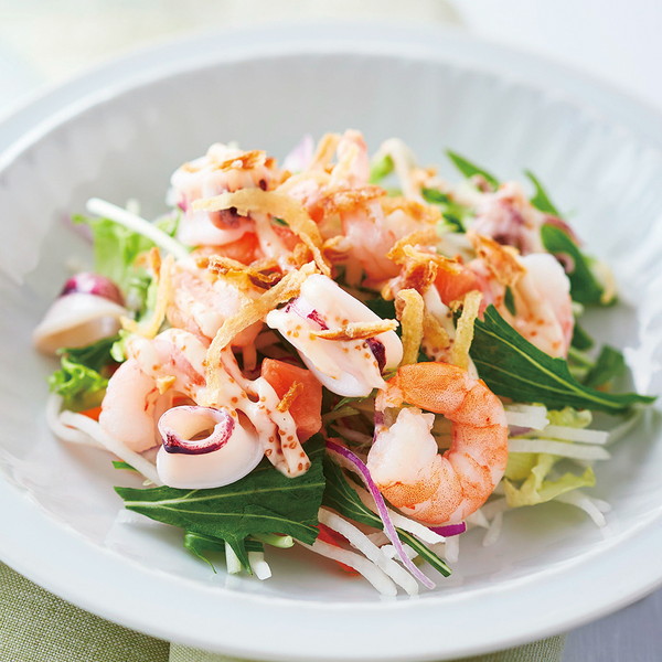 [RF1] たっぷり海の幸の美味サラダ（100ｇ）　～ネットデパ地下