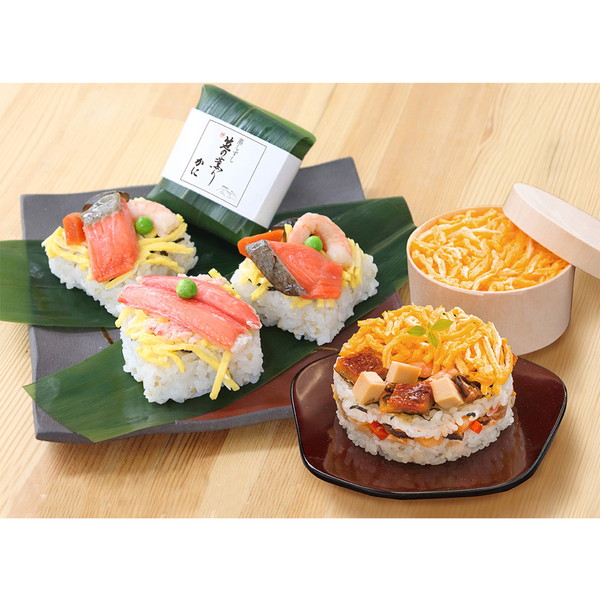 [ゐざさ] 笹蒸しちらし寿司２種６個と蒸し寿司