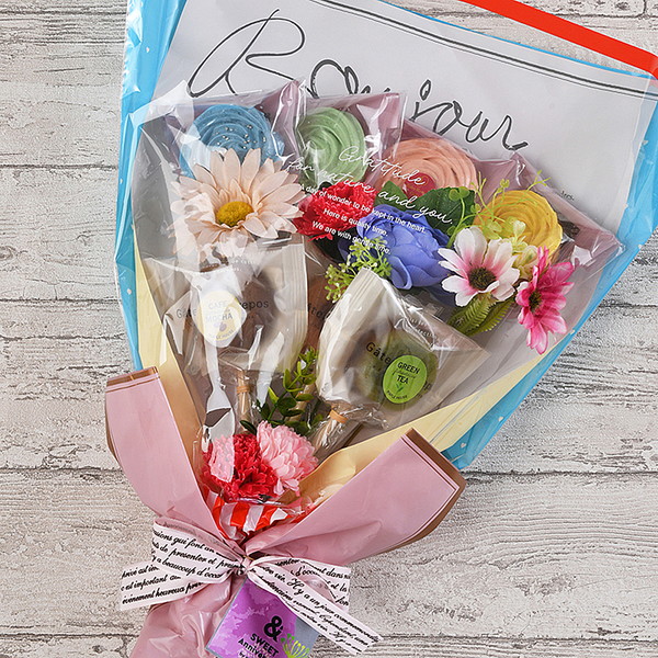 [メープルハウス] お菓子のブーケ Ｍ