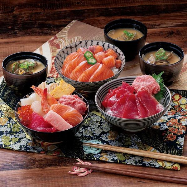 海鮮丼の具(10種・三崎まぐろ・トロサーモン)　3食セット(プリザーブドフラワー付)