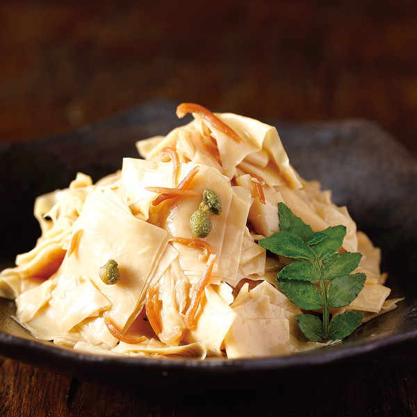 [下鴨茶寮] 下鴨茶寮のおばんざい料亭の湯葉ちりめん