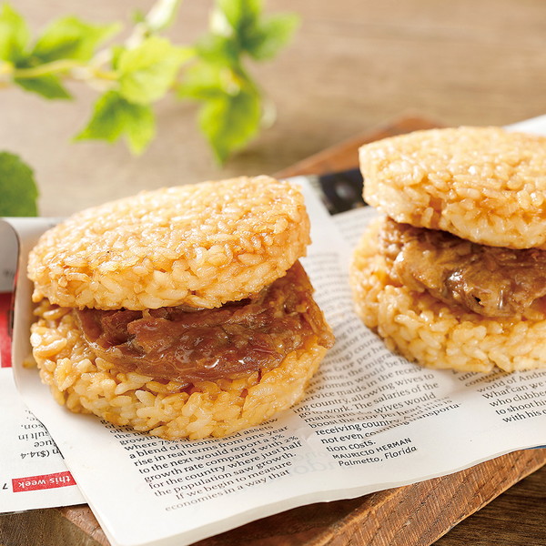 [米久]サンドdeごはんライスバーガー（牛カルビ）