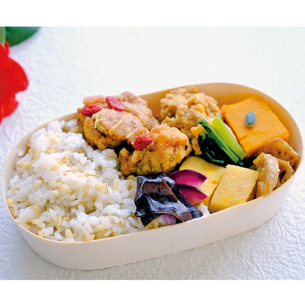 [うぶすな]季節のからあげ弁当