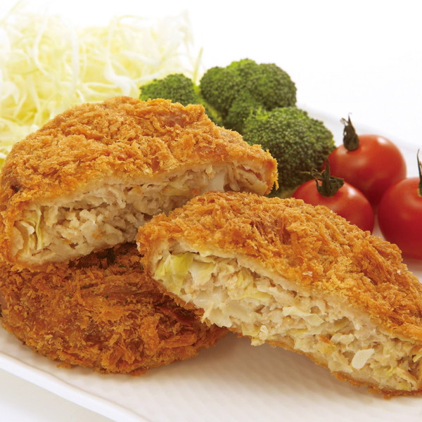 100％九州産豚肉と旬キャベツのメンチカツ