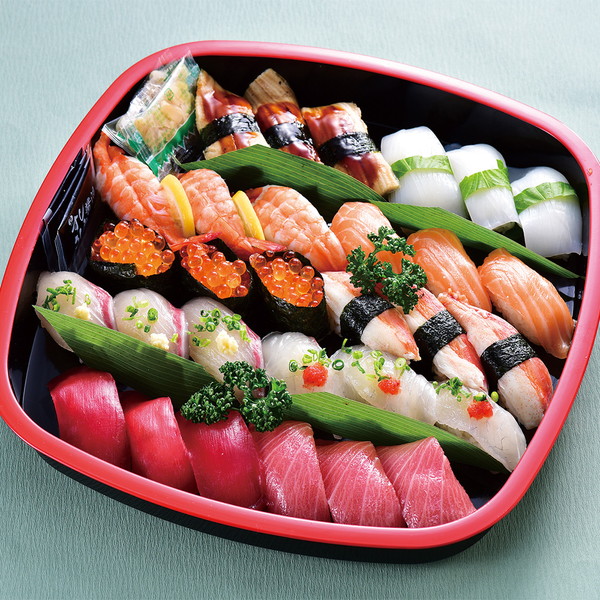 [鮮魚丸福] 本マグロ中トロ入にぎり寿司