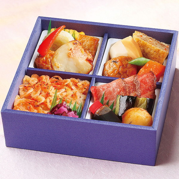 [なだ万厨房] ローストビーフと桜海老御飯の弁当 春限定（3月～5月）