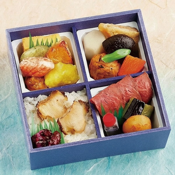 [なだ万厨房] ローストビーフと季節の御飯弁当 夏限定（6月～8月）