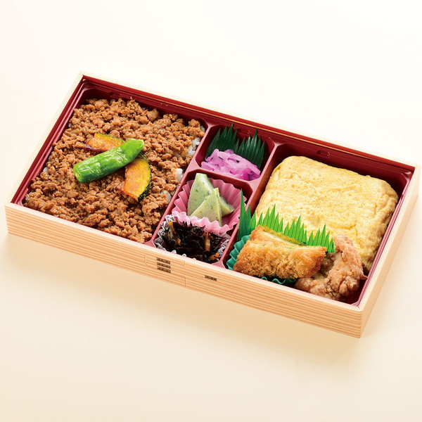 [山みず季] だし巻きと鶏そぼろ弁当