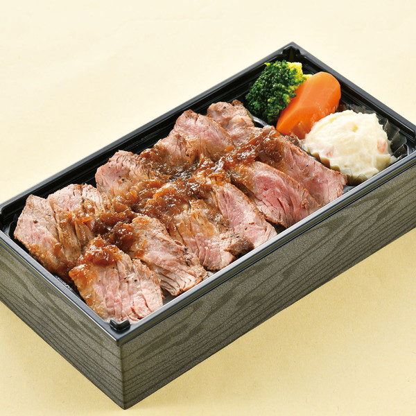 [かつヰ] お肉たっぷりビフテキ重