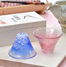 [東洋佐々木] 富士山　冷酒杯揃え（青・赤）