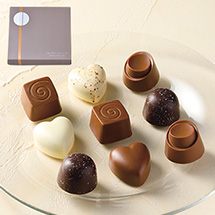 [カルヴェアーティサン]キャラメルショコラ9コ2,322円（税込）
